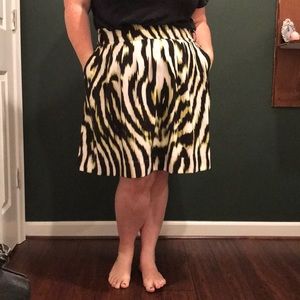 Plus Size Black White Animal Print Mini Skirt